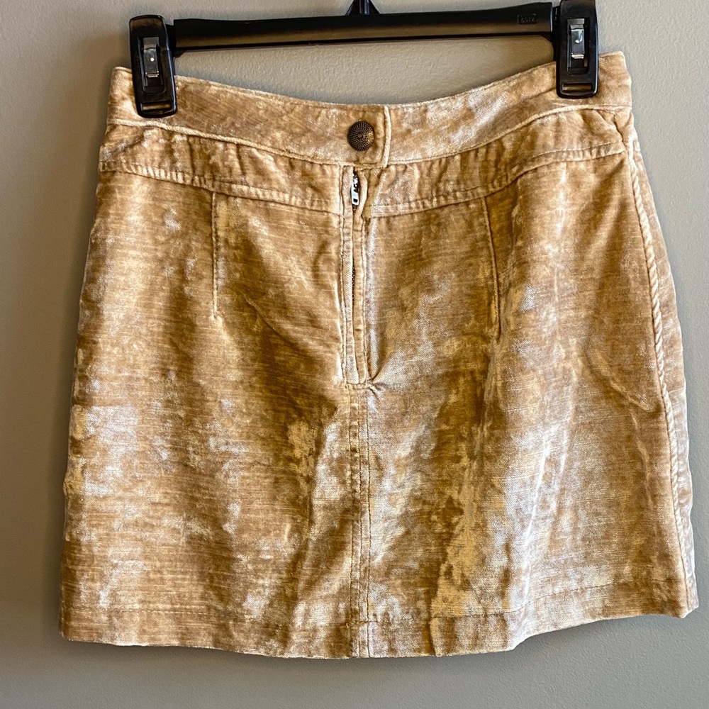 Free People Gold-Toned Fabric Detail Skirt (Size 2, EUC)